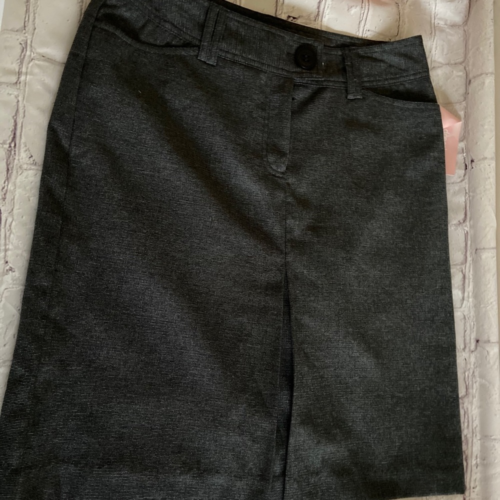 Dressbarn skirt - Picture 2 of 7